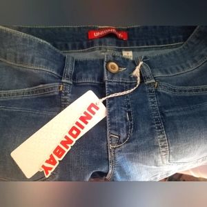 U.S Size 7 women's UnionBay Jeans shorts. Never worn!